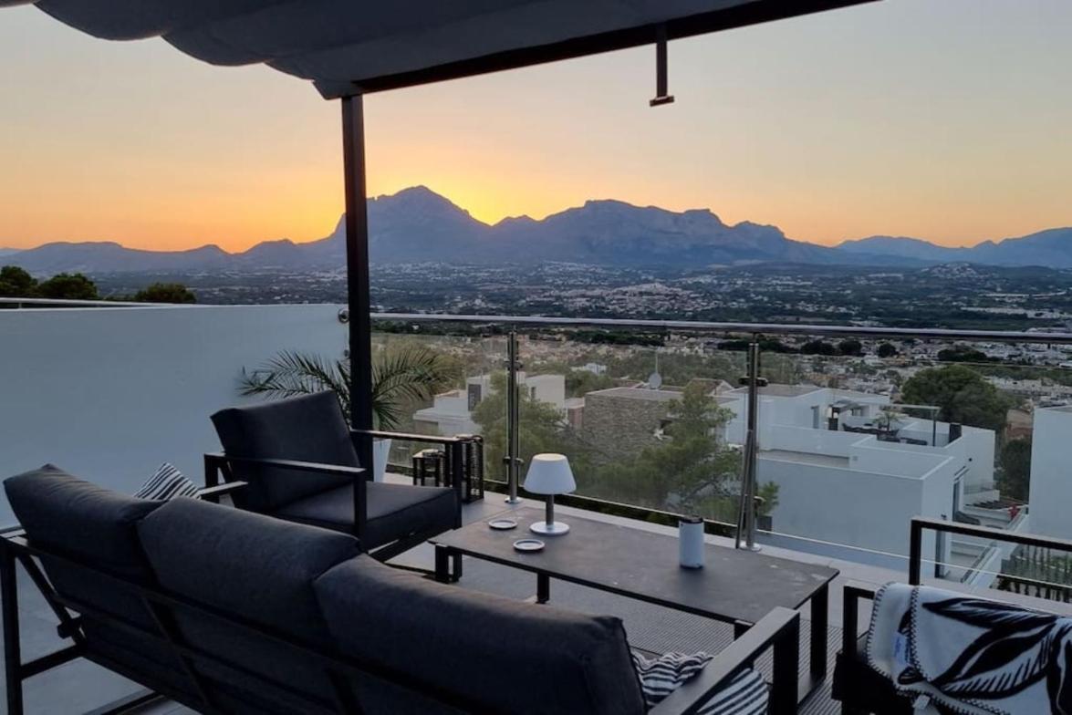 Magnificent View And Pool Villa El Albir ภายนอก รูปภาพ
