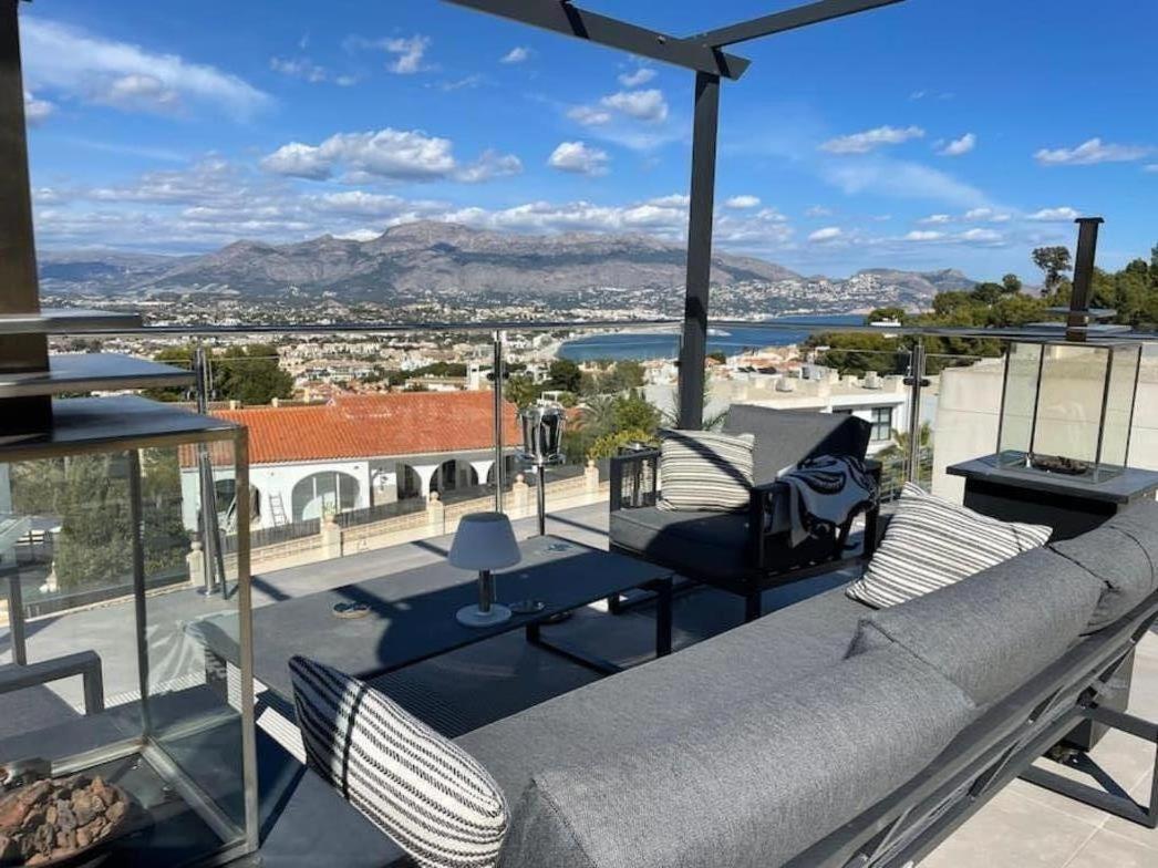 Magnificent View And Pool Villa El Albir ภายนอก รูปภาพ