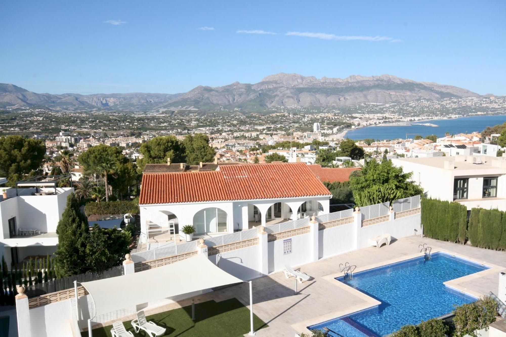 Magnificent View And Pool Villa El Albir ภายนอก รูปภาพ